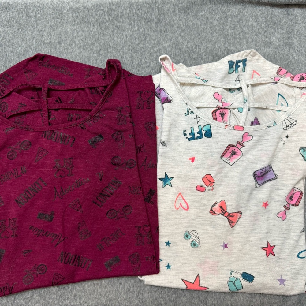 Lot Of 2 SO Girls Tops Size 14 & 16 Multi Color Cap Sleeves Flowy Graphic Print